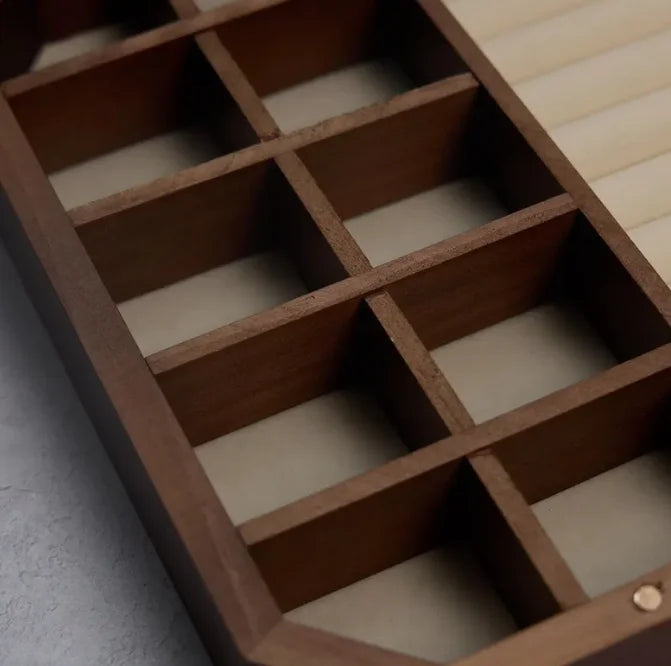 Elegant Wooden Jewelry Box Organizer with Spacious Drawers for Women - Perfect for Storing Watches, Necklaces, Rings, and Earrings