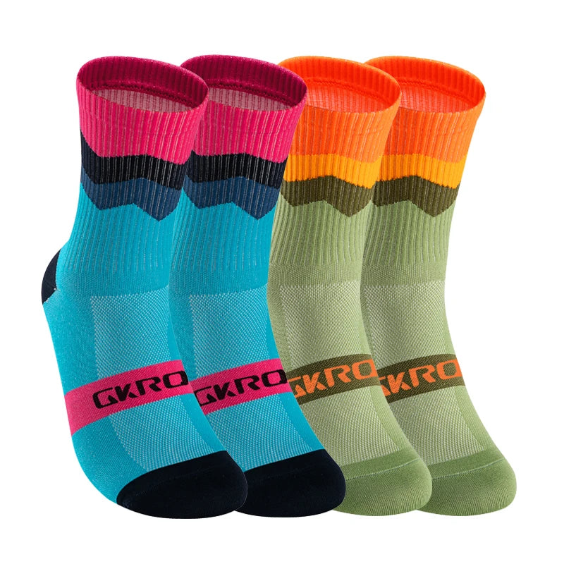 Stay Comfortable and Stylish with Our 4 Pairs of Men's Compression Bike Socks - Perfect for Cycling and Outdoor Activities!